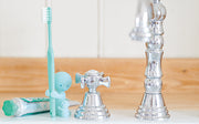 SMISKI Toothbrush Stands - Daily Pick