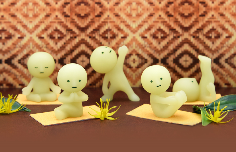 SMISKI Yoga Series - Happy Display